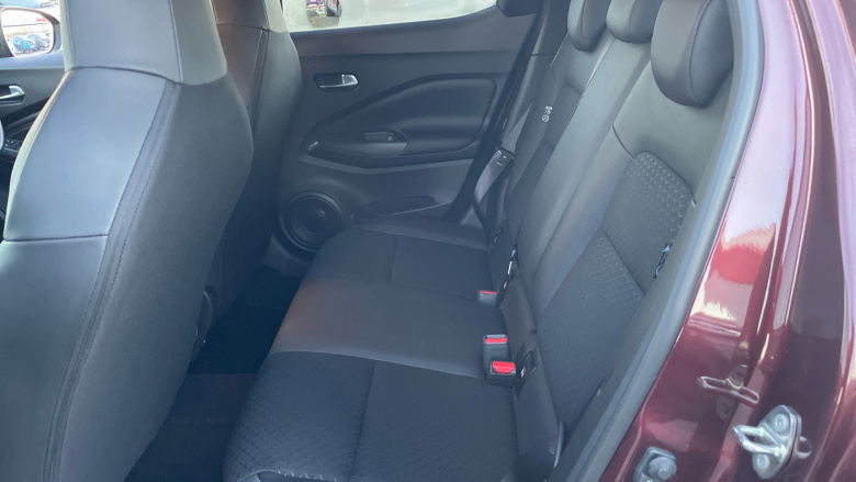 Nissan Juke 1.6 Hybrid N-Connecta 5dr Auto Hybrid Hatchback